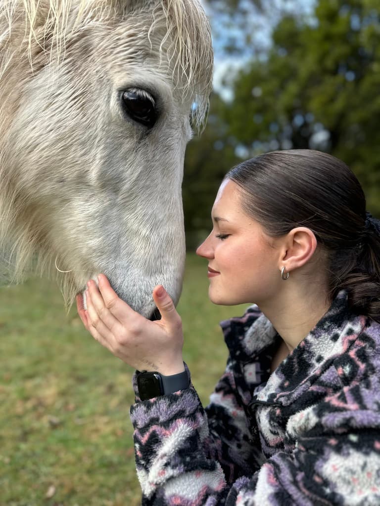 girl with horse